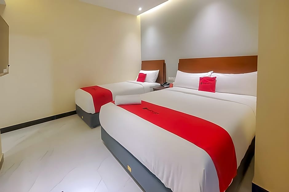 RedDoorz plus @ UNO Jalan Merak Samarinda