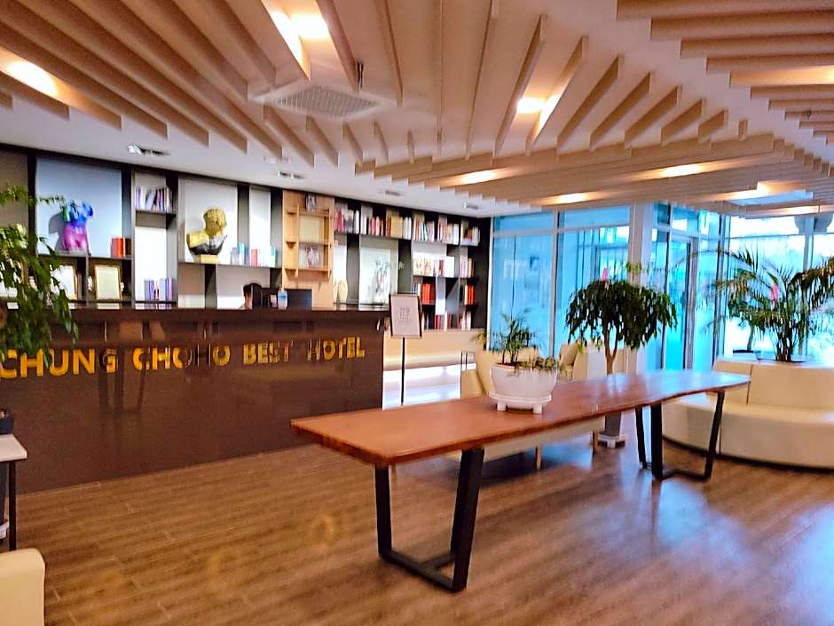 Chungchoho Best Hotel