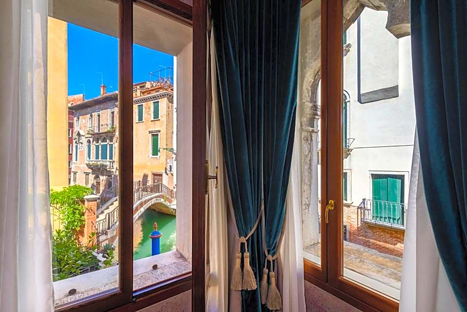 Hotel Dona Palace