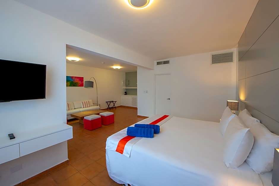 Viva Heavens by Wyndham, A Trademark All Inclusive