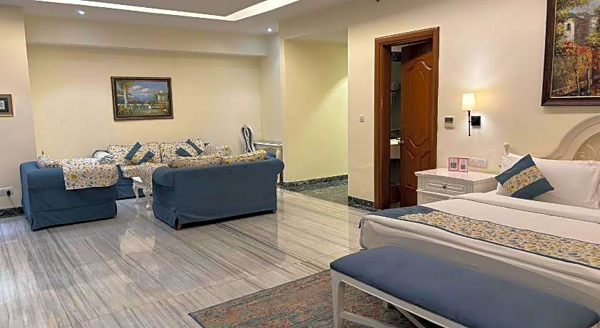 The BellaVista Hotel, Panchkula