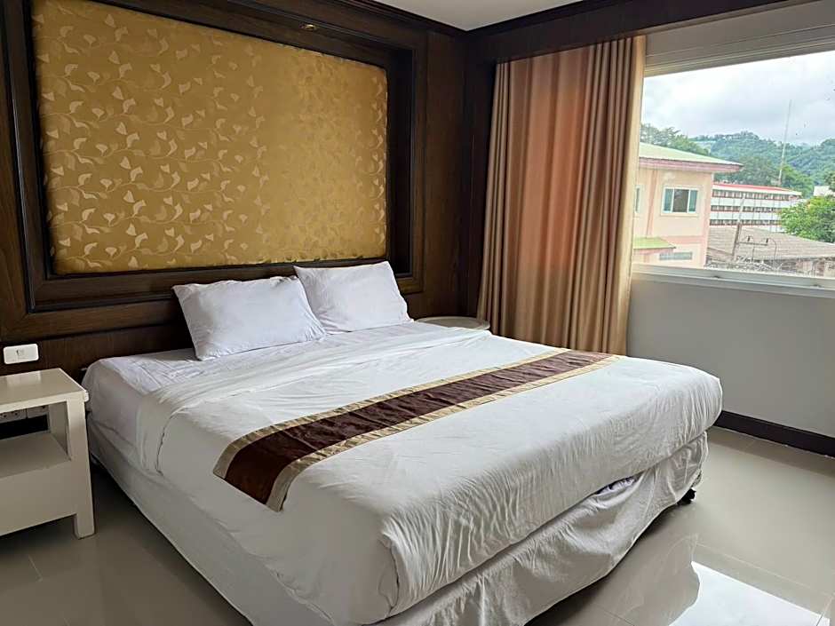 Piyaporn Pavilion Hotel
