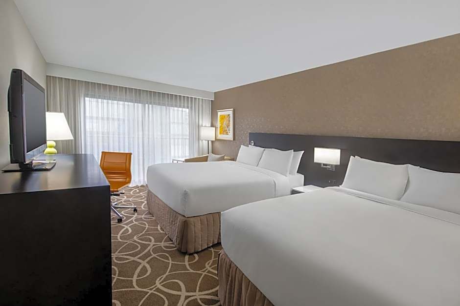 Crowne Plaza Kitchener-Waterloo By IHG