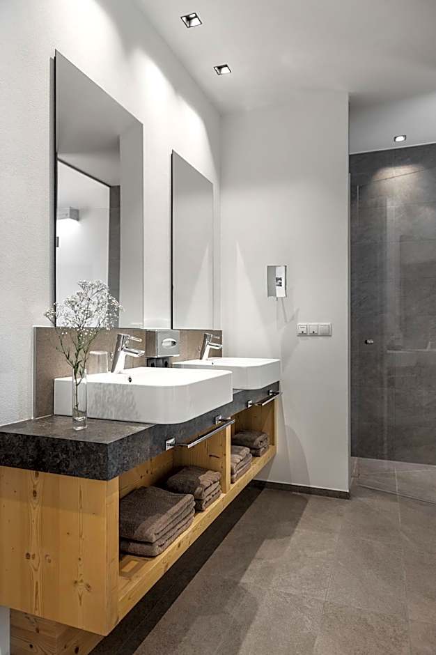 Hotel Stoeres - Active wellbeing