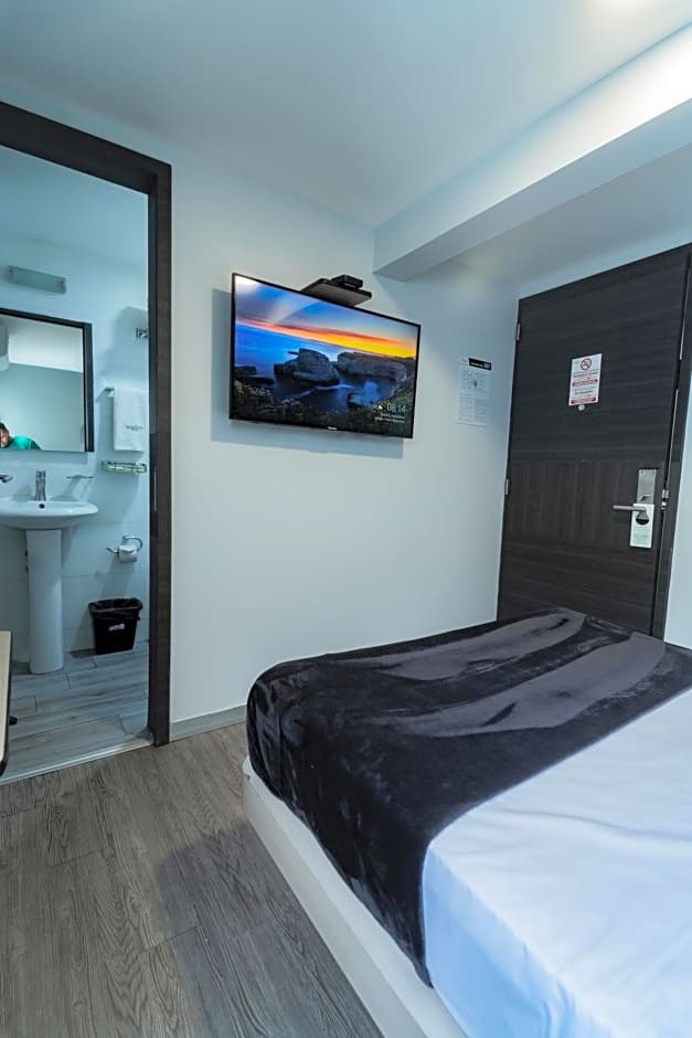 HOTEL LEMON GREEN -Zona Expo Frente al Centro de Convenciones