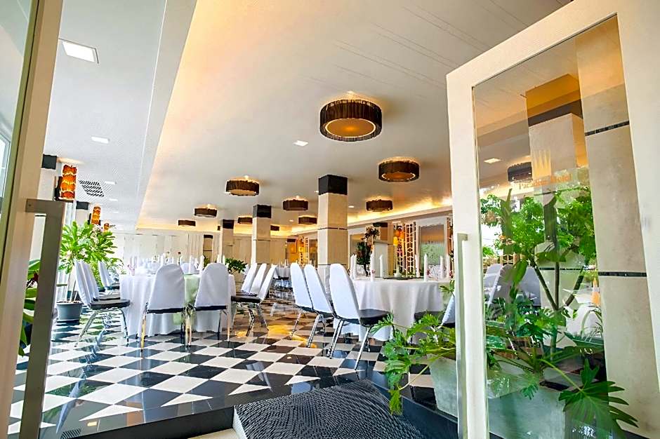 Paradise Hotel Udonthani