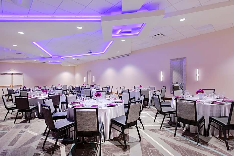 Holiday Inn La Mirada near Anaheim By IHG