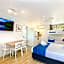 Beach House Motel