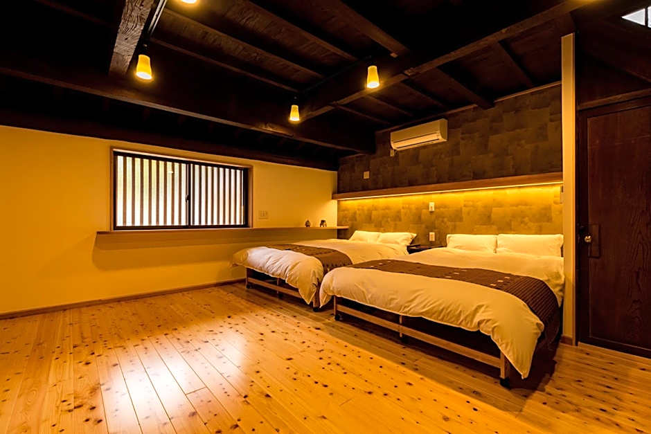 城下町家 茶庭 飛び石 BBQ 筍 金蔵Kinzo