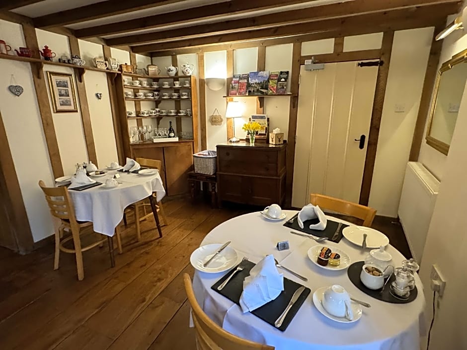 The Guiting Guest House