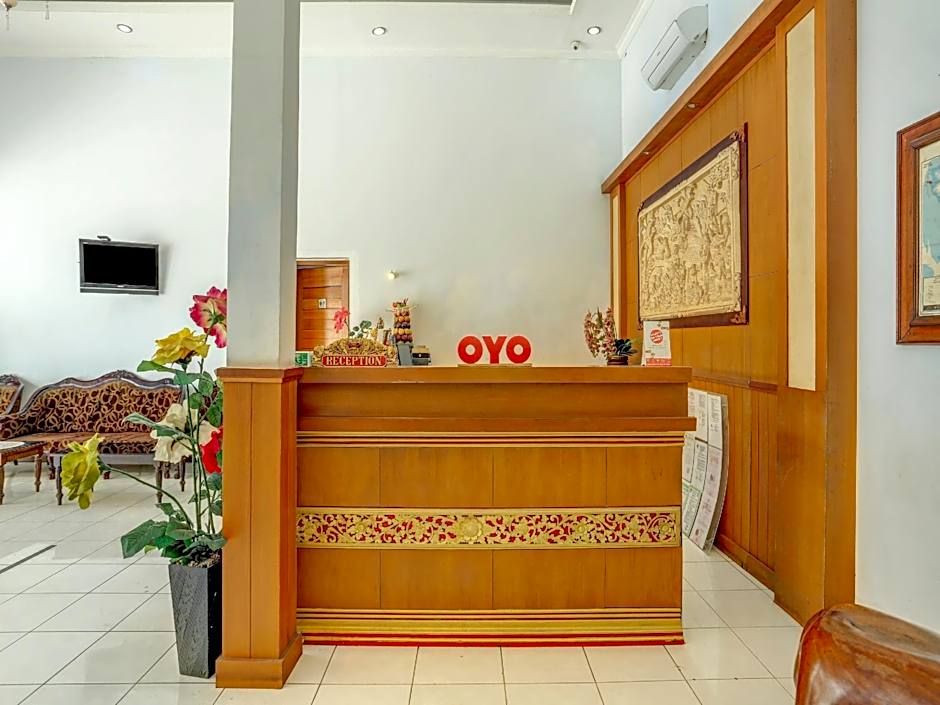 OYO 90201 Hotel Bina Artha