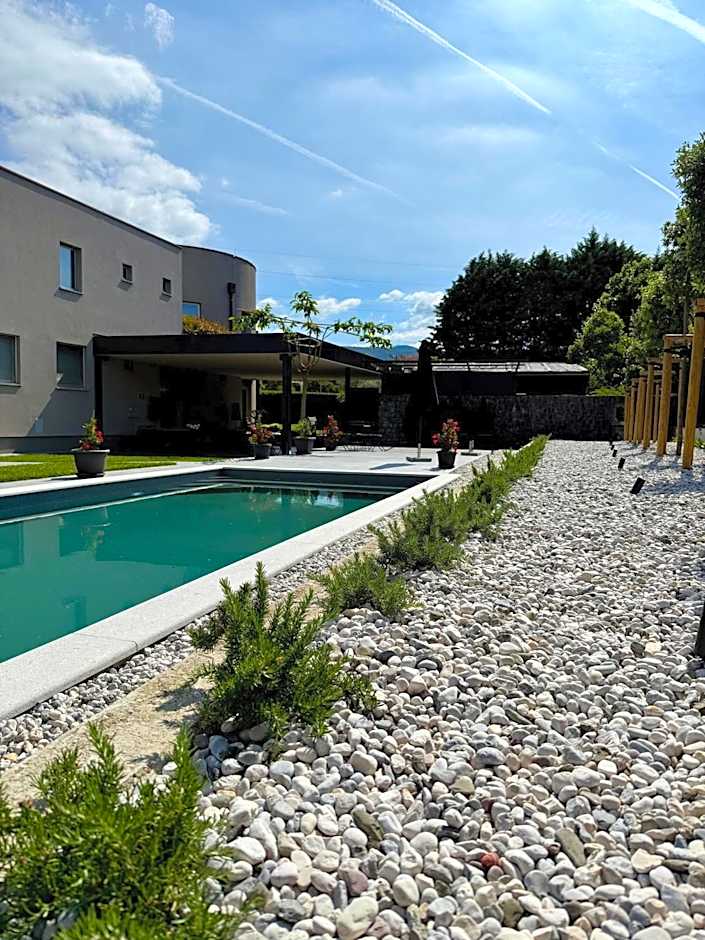 DAM boutique hotel & restaurant