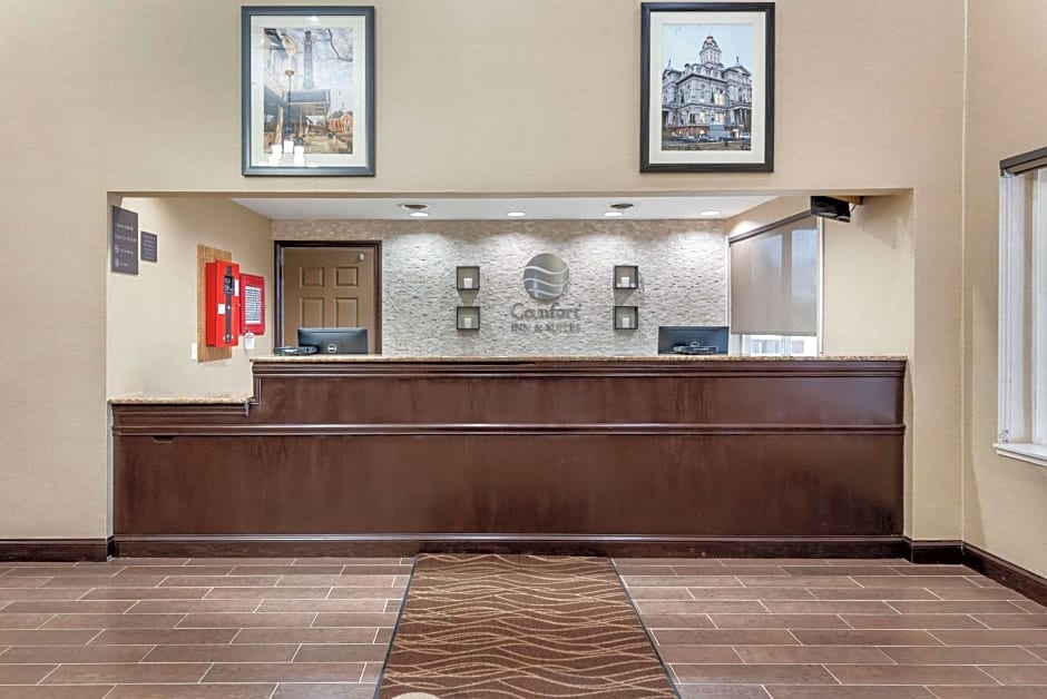 Comfort Inn & Suites