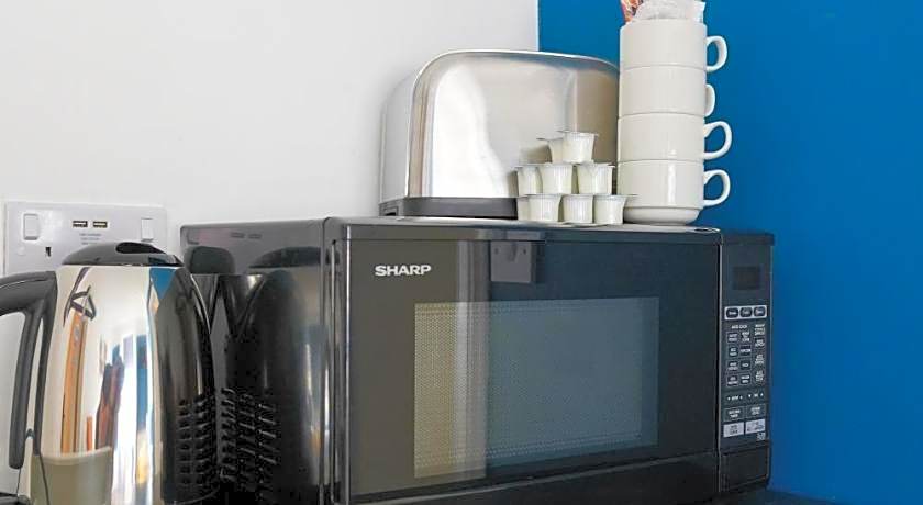 Homesly Guest Rooms - Self Check-in