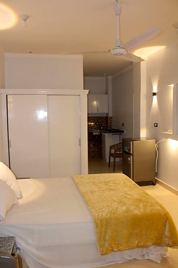 Mama Africa Apts & Studios