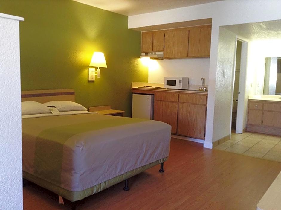Motel 6 Hemet