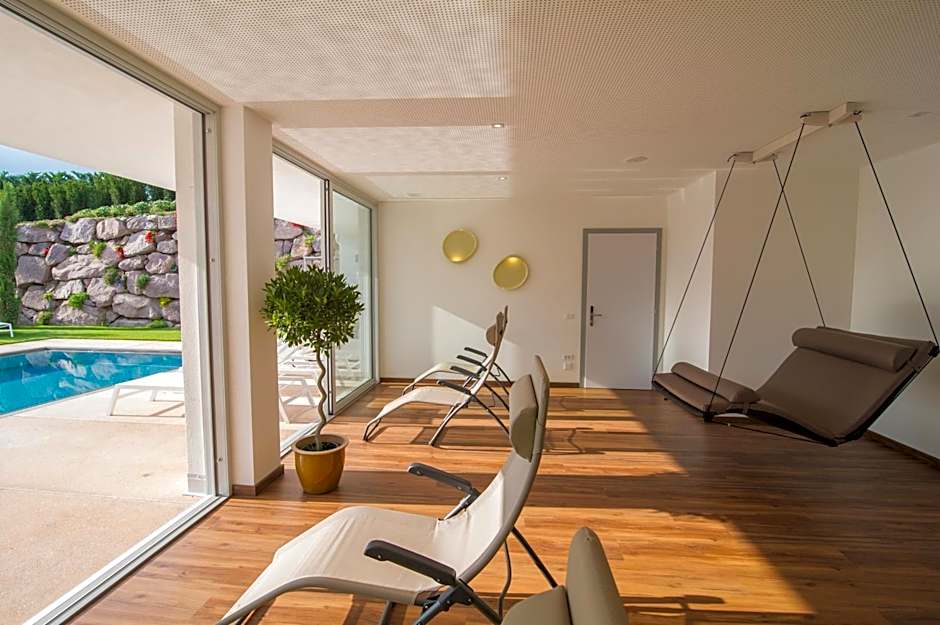 Hidalgo Suites
