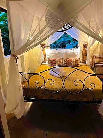 Standard Bungalow