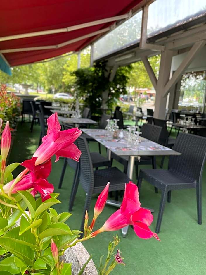 Logis Hotel Noemys Brive - Restaurant Le Teinchurier