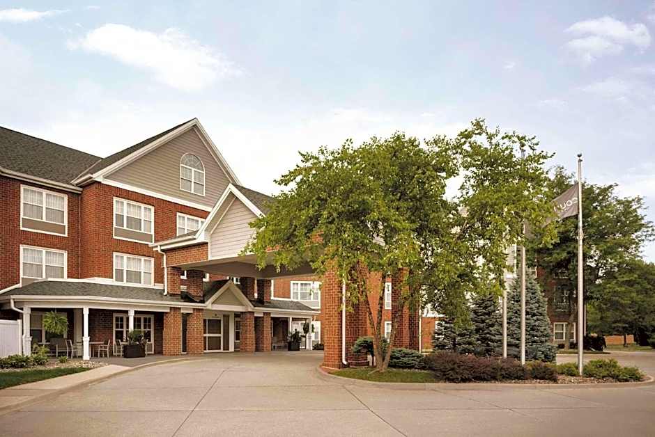 Country Inn & Suites by Radisson, Des Moines West, IA