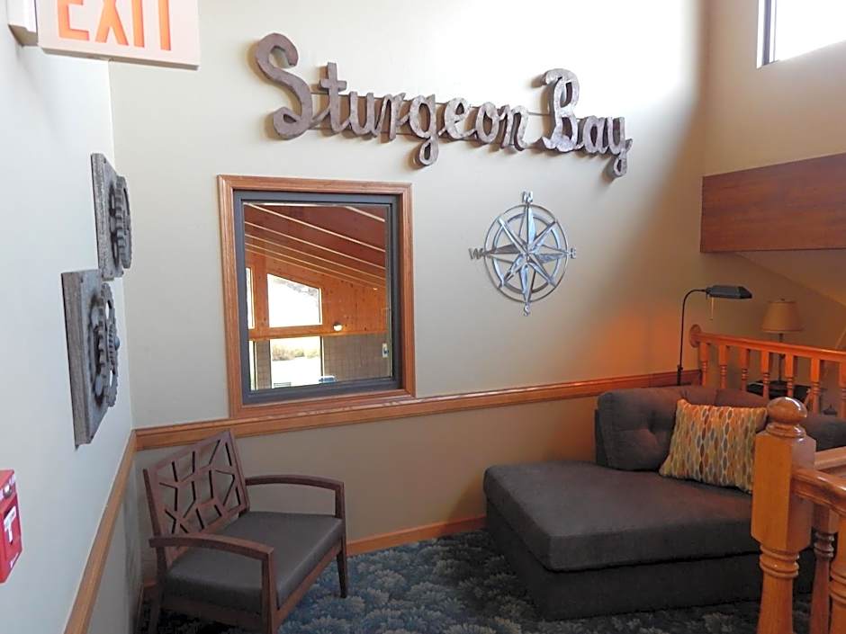 AmericInn by Wyndham Sturgeon Bay