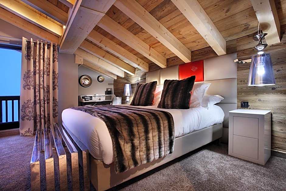 Photo 1 of 8 of Junior Superior Suite