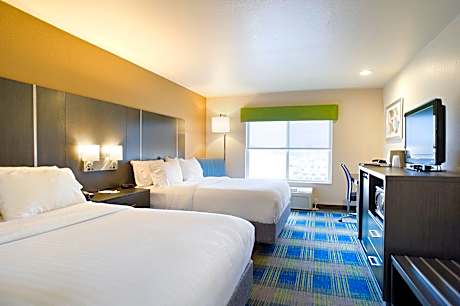 2 Queen Standard Extra Floor Space