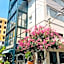 Hotel Iris