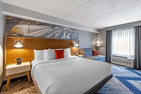 King Room with Sofa Bed - Non-Smoking