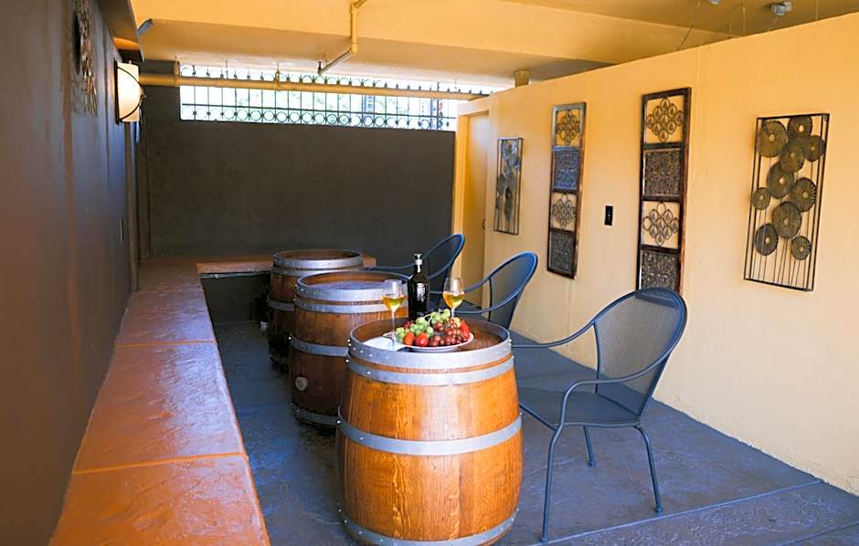 Napa Valley Hotel & Suites