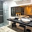 Illusion Xpress I Attraction Hotel Deluxe