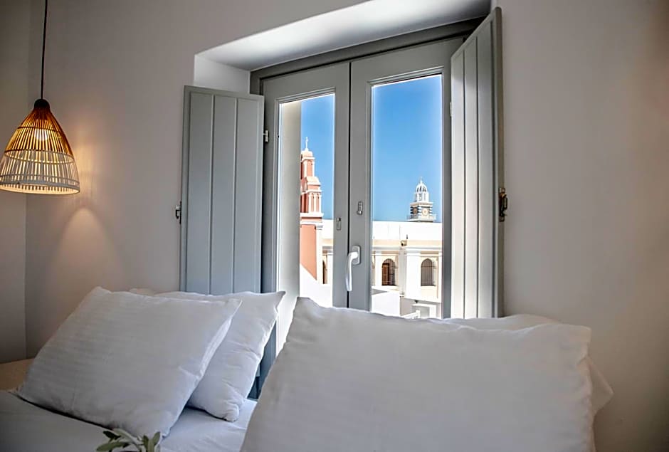 Caldera Cliff Illusion