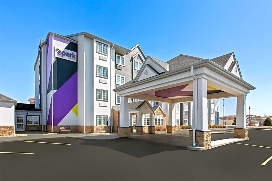 Spark by Hilton Rochester South