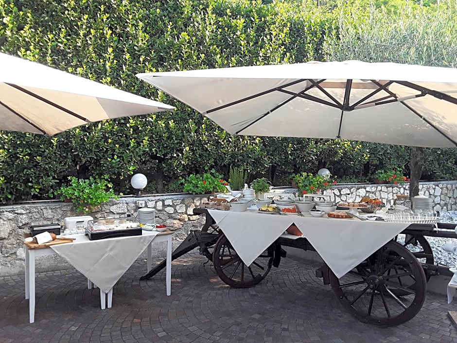 Villa degli Olivi Relais