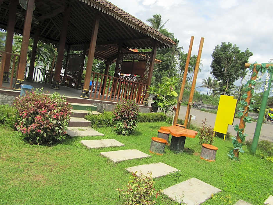 Balkondes Bumiharjo Kampung Dolanan