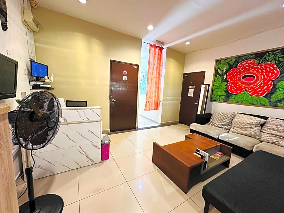 H2 Segama Backpackers