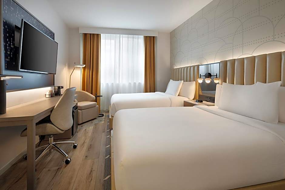 Courtyard by Marriott New York Manhattan/Soho