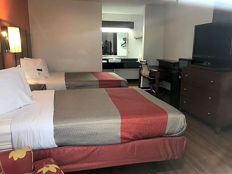 Motel 6-Van Buren, AR I- 40