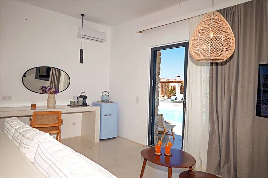 Myconian Theros Luxury Suites