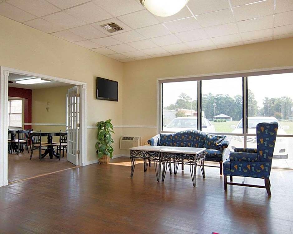 Econo Lodge Pine Bluff