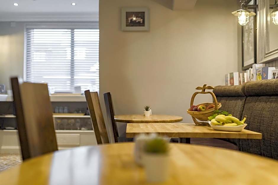 Port 56 Guesthouse