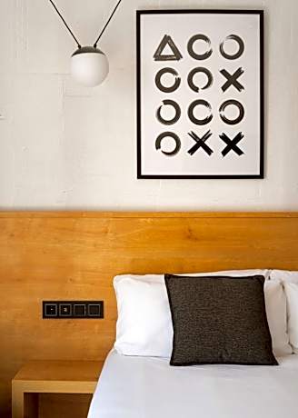 One-Bedroom Apartment XL - disability access