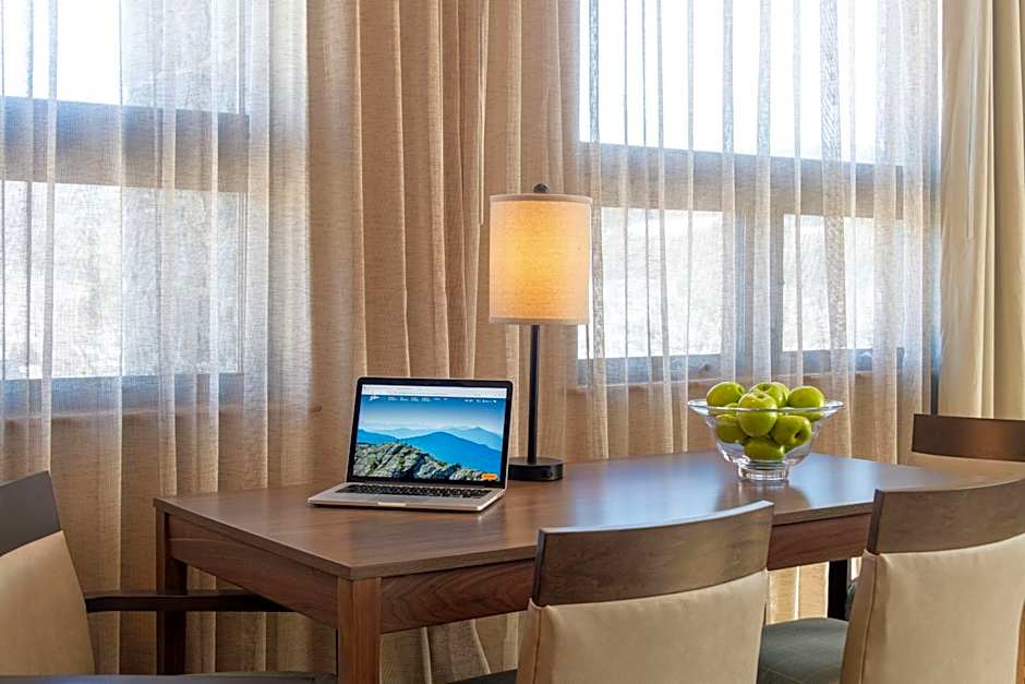 Best Western Plus Waterbury - Stowe