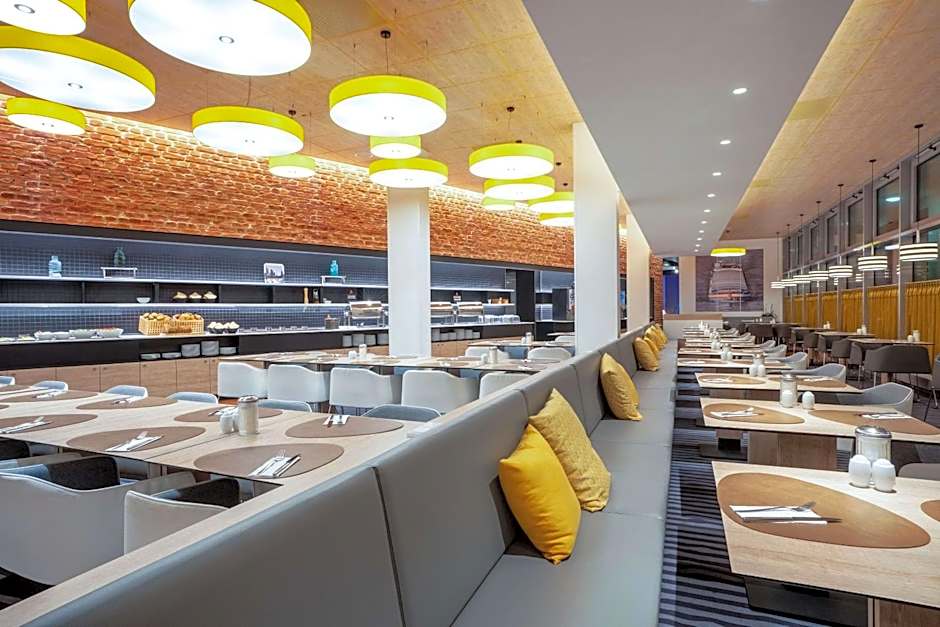 Hey Lou Hotel Frankfurt Airport