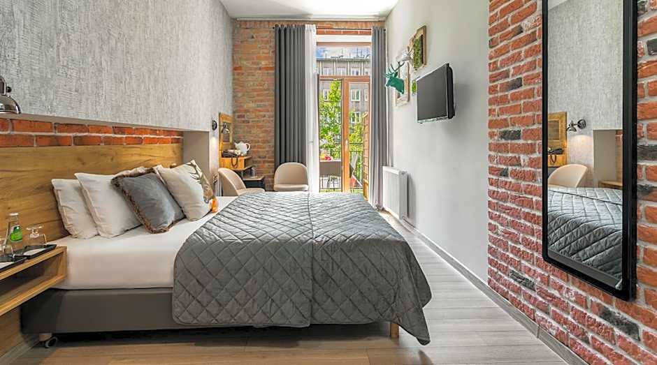 Art & Garden Residence