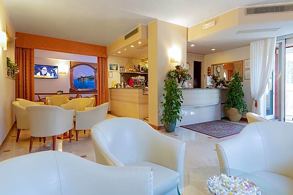 Hotel Gardenia & Villa Charme