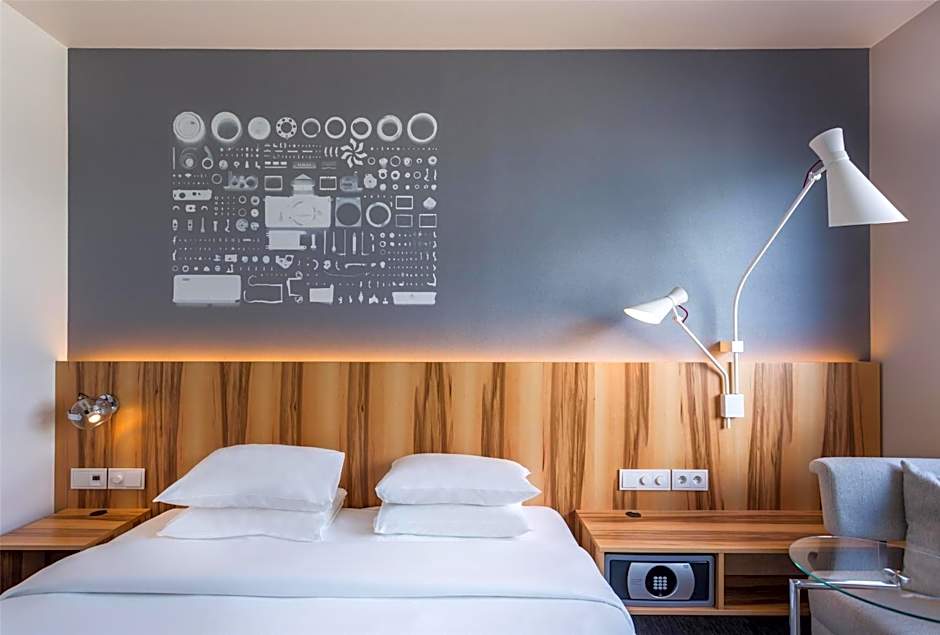 Hyatt Regency Paris Etoile