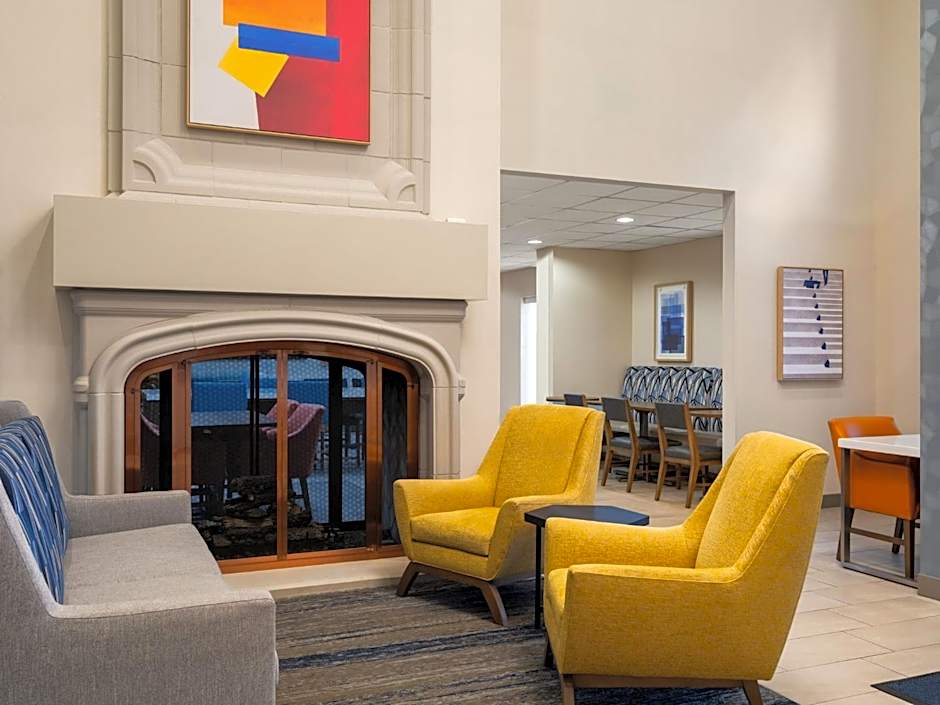 HOLIDAY INN EXPRESS MEADVILLE By IHG