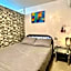 UNO'S Place with Karaoke,Wifi,Netflix and Balcony