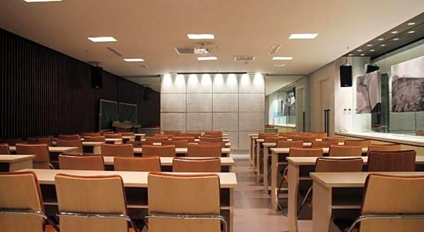 Jinjiang Inn Zhangjiakou Xuanhua People's Park